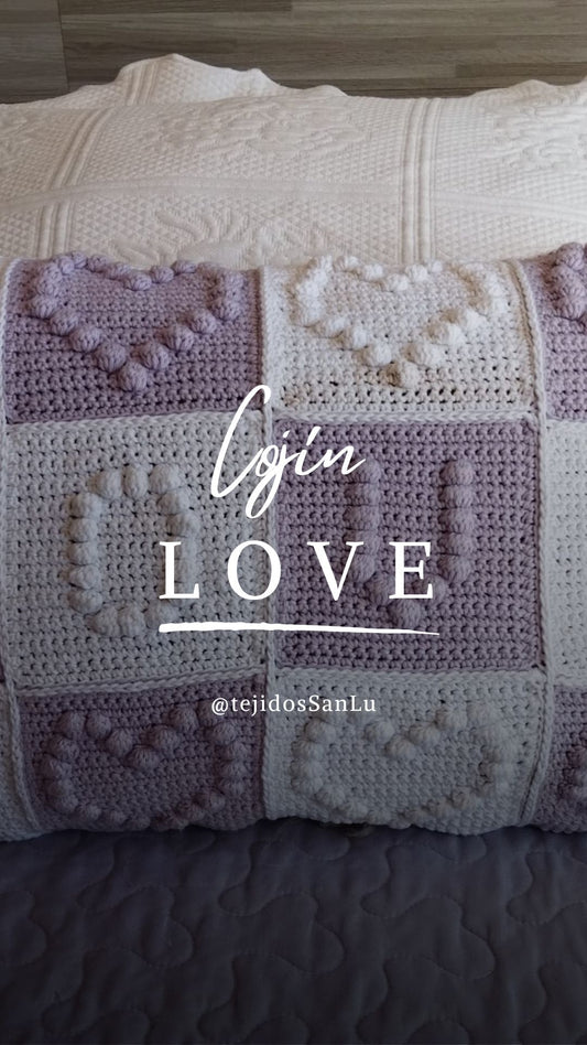 Cojín Love
